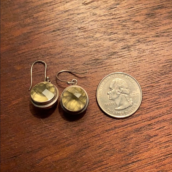 Peridot earrings - Picture 1 of 3